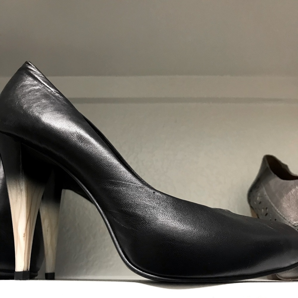 Jessica Simpson peeptoe platform heels 👠